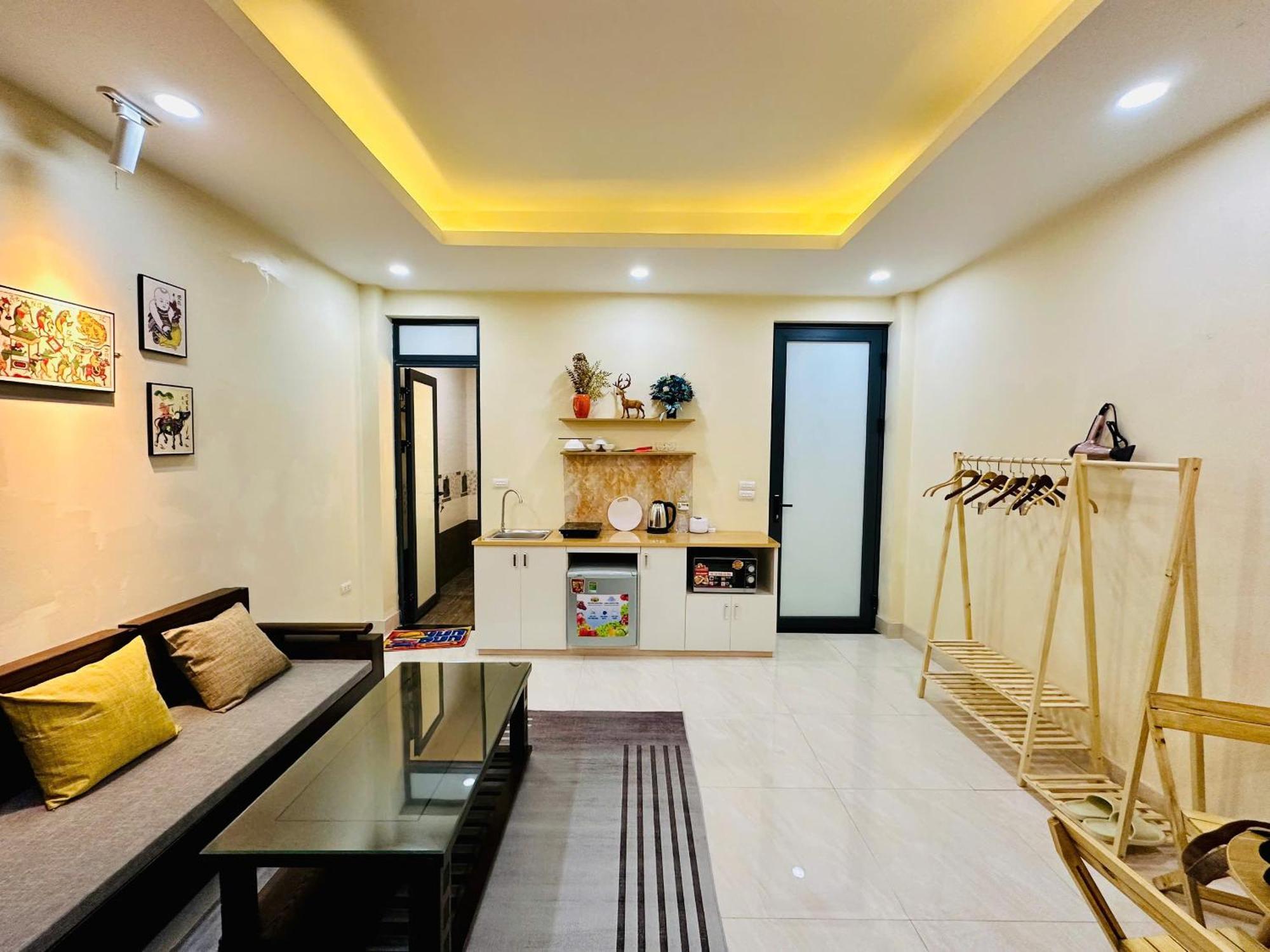 Vietnam Travelers 1 With Private Balcony *